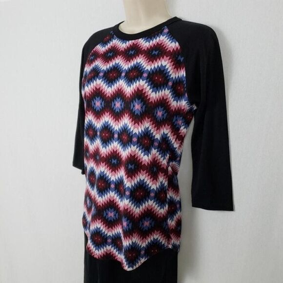 LuLaRoe Raglan Sleeve Pullover T-Shirt Multicolor - Picture 4 of 8